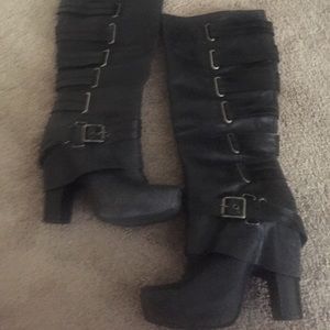 Black buckle boots 7.5 jessica Simpson